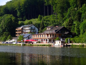 Гостиница Hotel Roter Kater  Казель